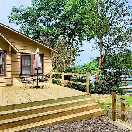 #05 - Lakefront Two Bedroom Cottage- Pet Friendly Hot Springs Exterior photo